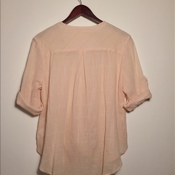 *NWT* Listicle Blush Cross Front Button Down - Picture 4 of 4